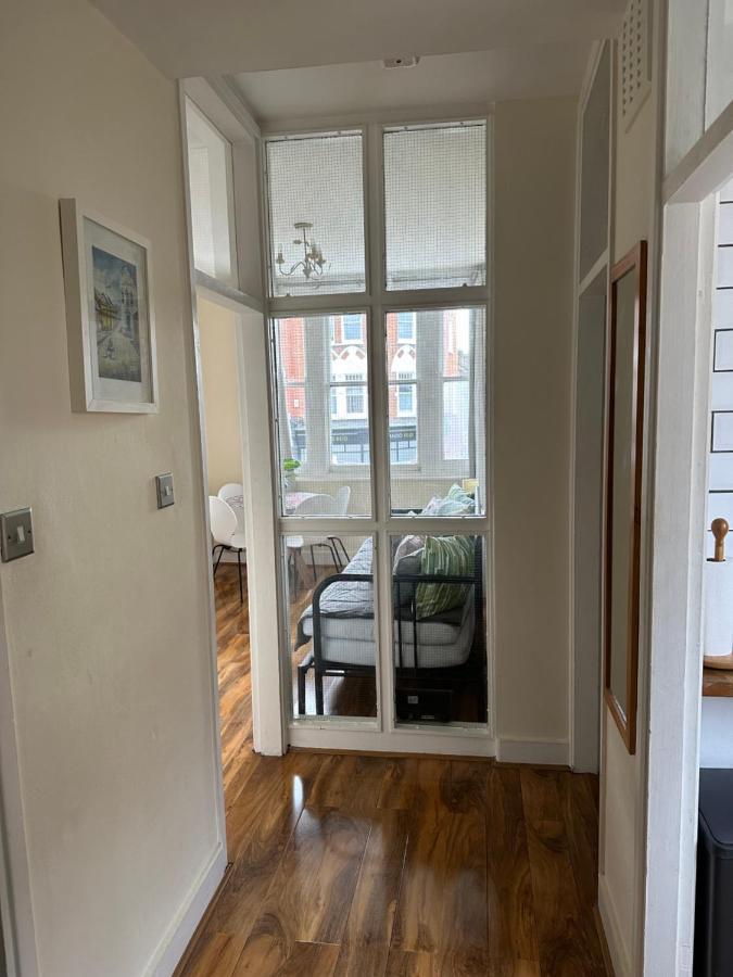 Apartment Lavender Hill London Luaran gambar